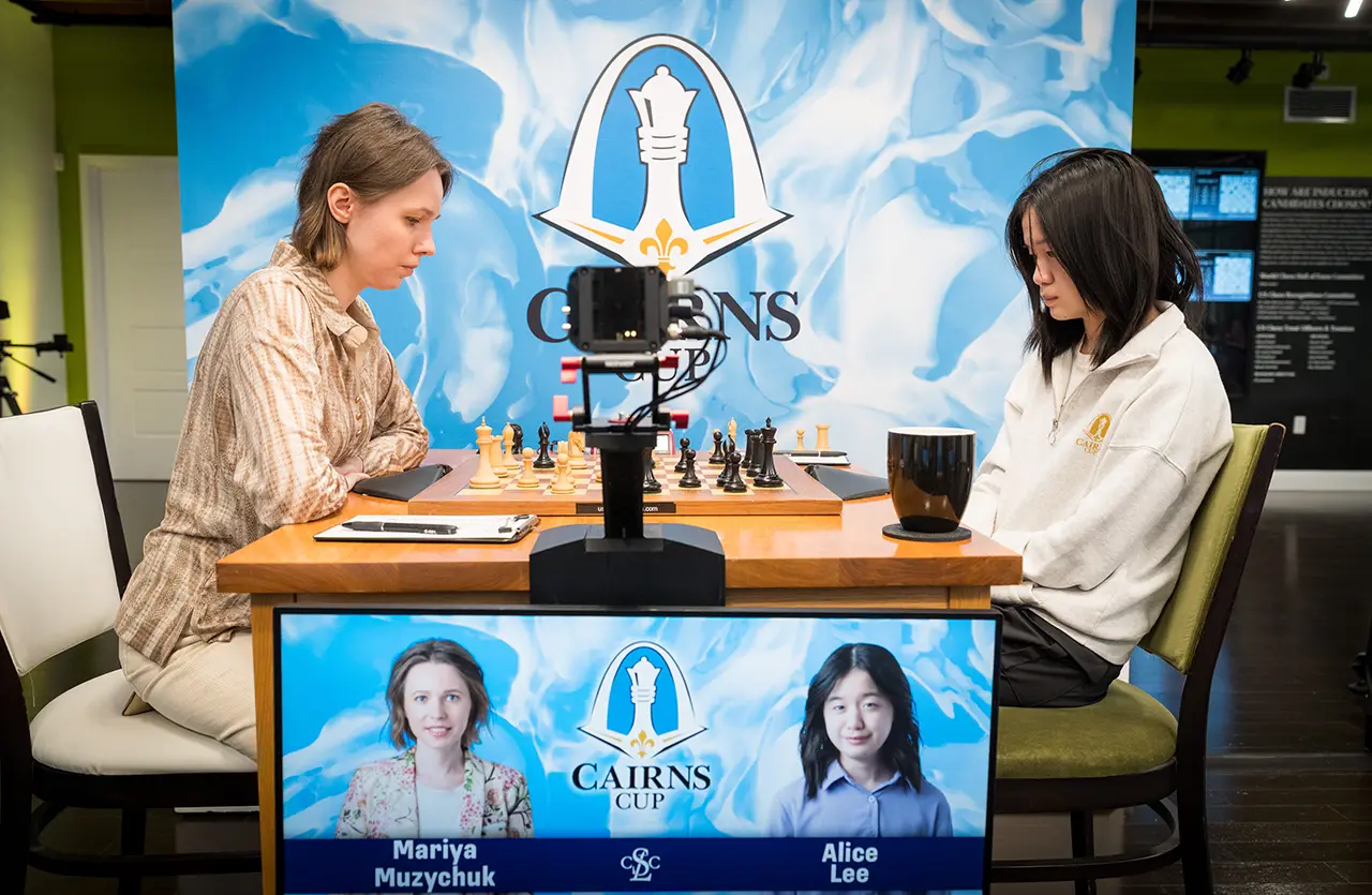Alice Lee playing in Round 1 of the 2025 Cairns Cup